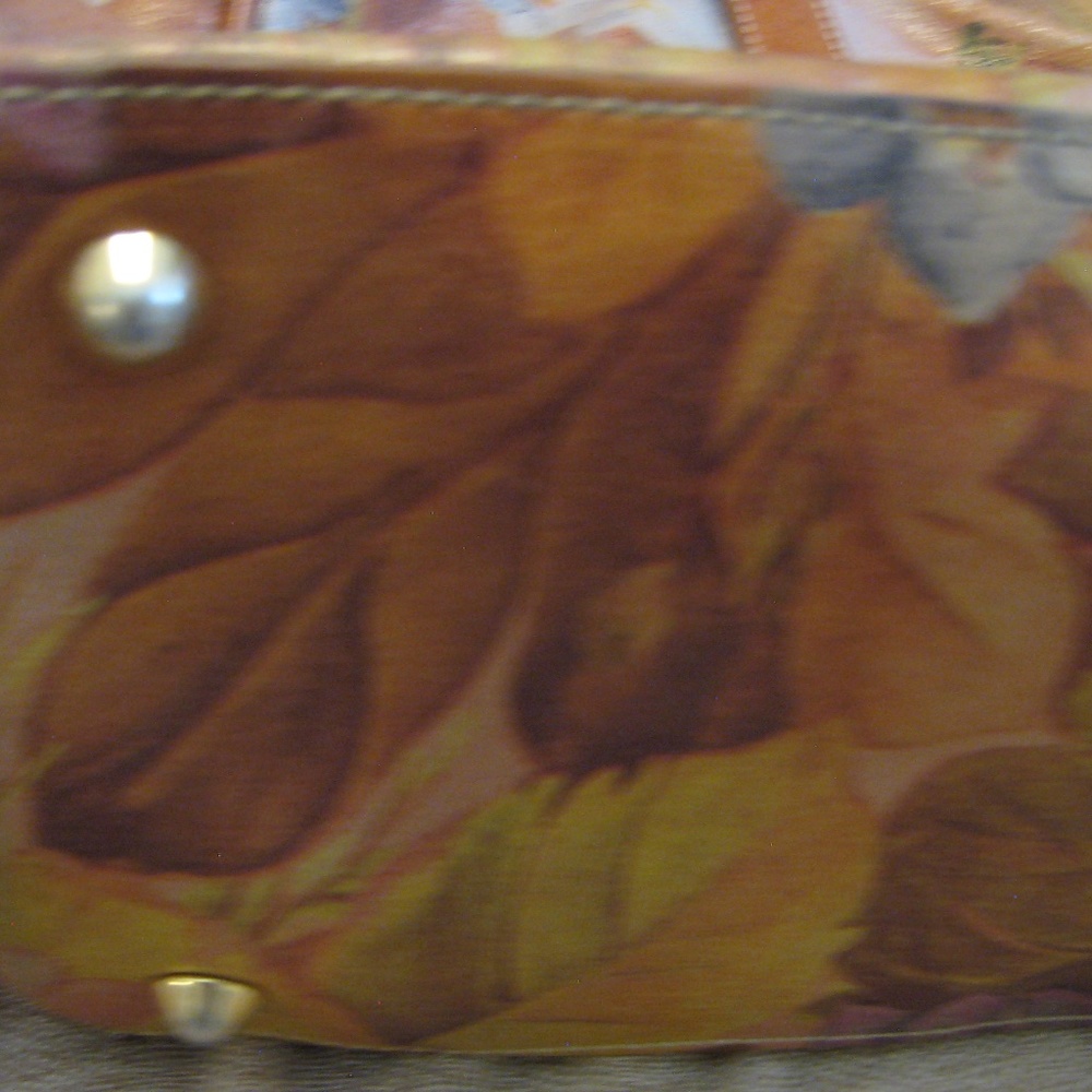 Italian Leather Floral Bag - Picture 7 of 14